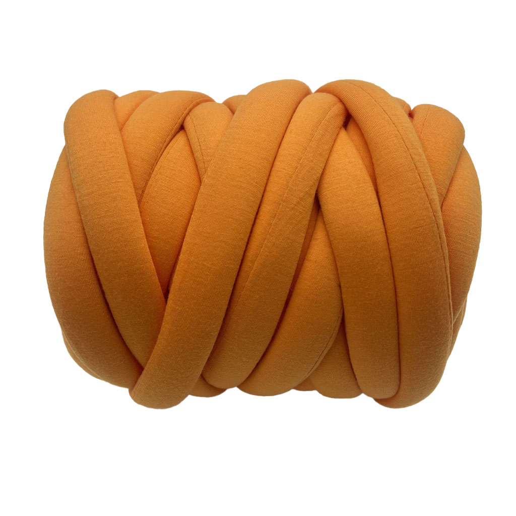 Fils volumineux de tapis de tube de T-shirt du polyester 2cm pour la tapisserie d'ameublement